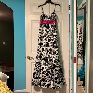 Trumpet floral evening gown